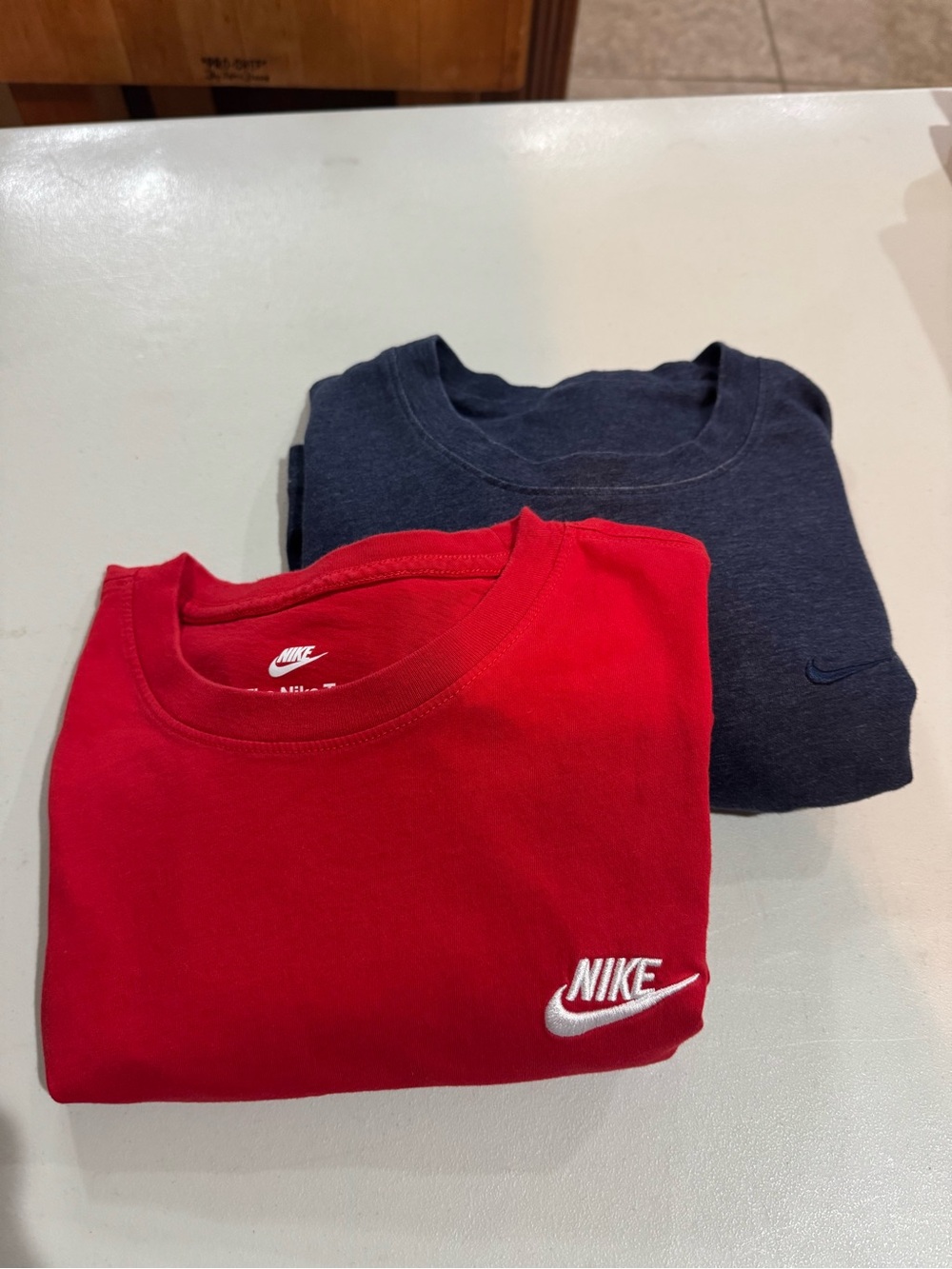 Nike Men's Solid Logo Crew Neck Short Sleeve T-Shirt bundle of 2 - Size L